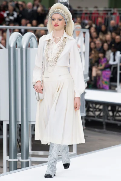 Look 36